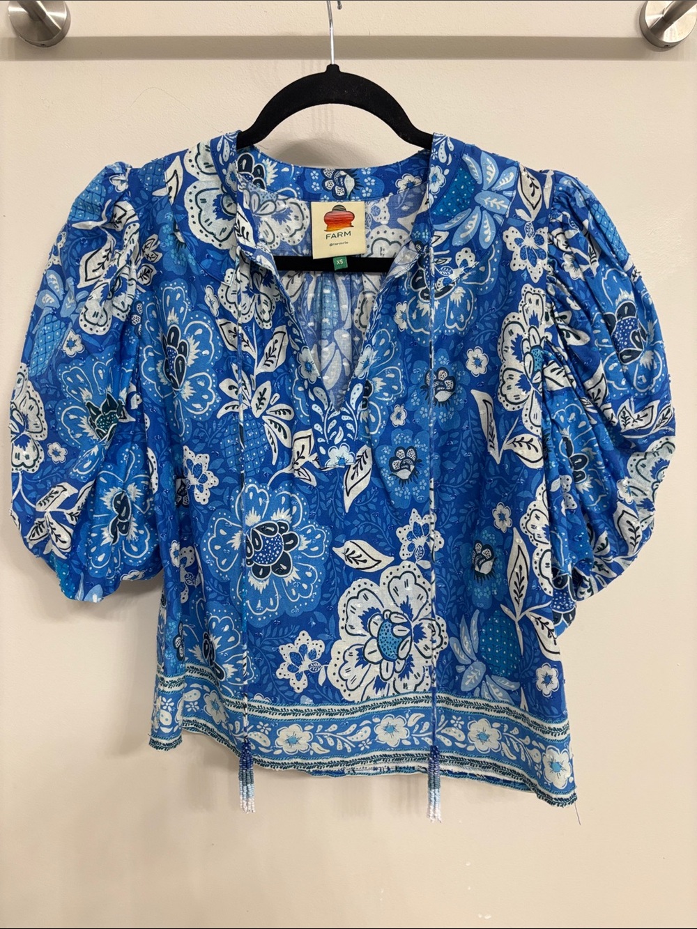 FARM Rio Blue & White Floral Puff-Sleeve Blouse